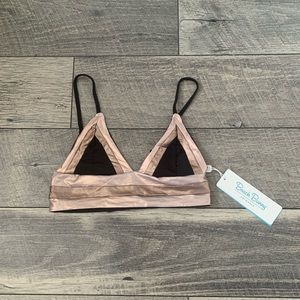 NWT Beach Bunny Bikini Top